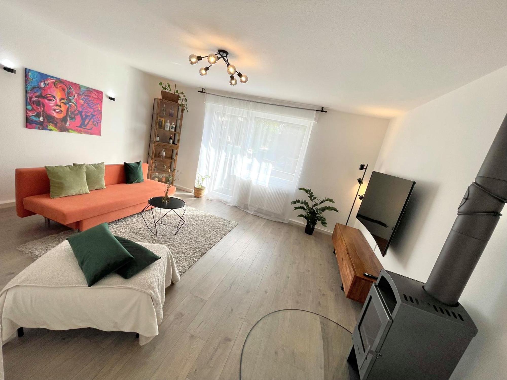 רדולפצל אם בודנזי Stilvolles Apartment Mit Einzigartigem Charme מראה חיצוני תמונה